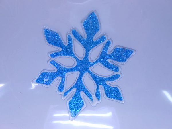 Фото: Наклейка на стекло 12см Снежинка, ассорти