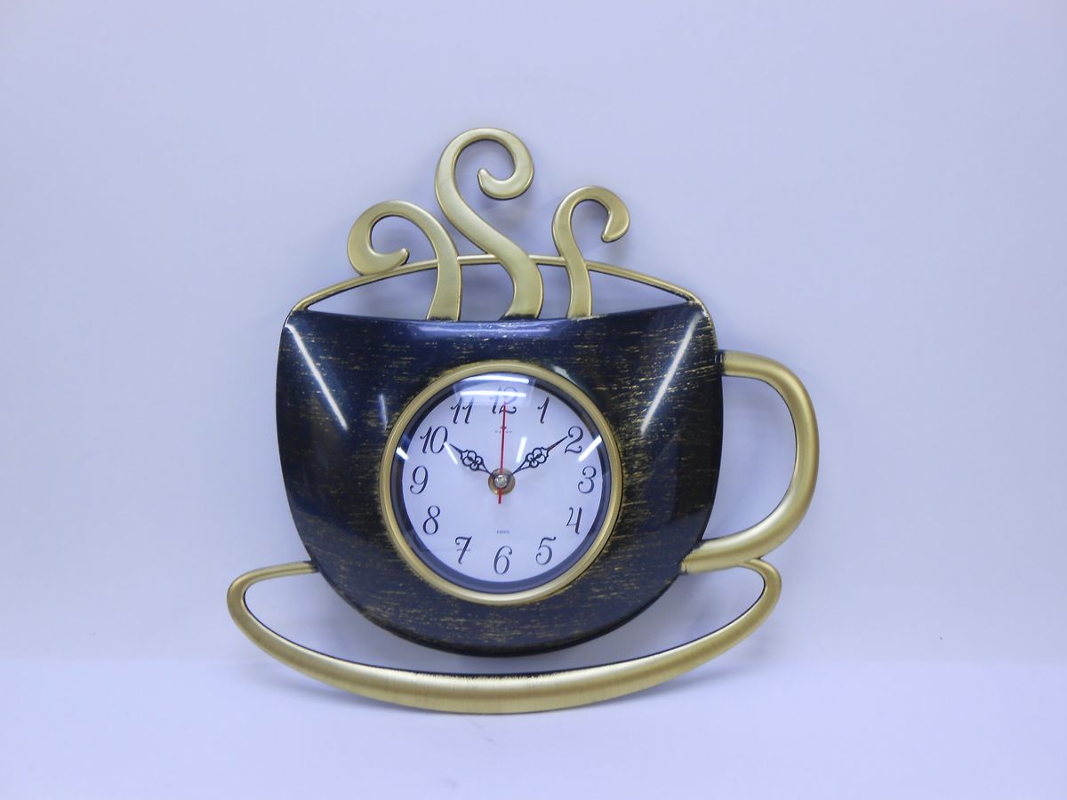 Фото: Часы настенные Чашка с дымком 3432-003 31,5*30,5см корпус черный с золотом Классика Рубин