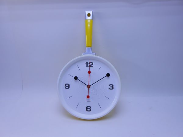 Фото: Часы настенные Сковорода 2543-001 25*43см корпус желтый с белым Рубин