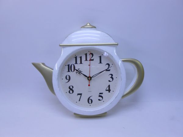 Фото: Часы настенные Чайник 3530-004 29*34см корпус белый с золотом Классика Рубин