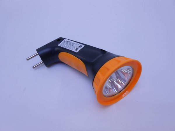 Фото: Фонарь ручной Ultraflash LED3804М аккум.4V 0,4Ah 4св/д (15Lm) вилка 220V,пластик,черно-желтый