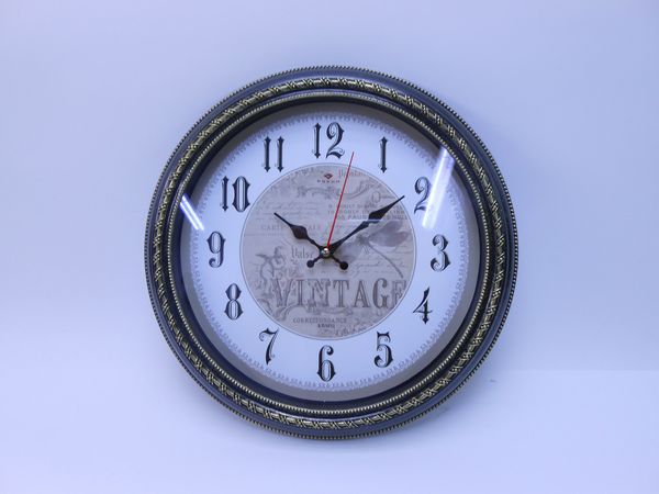 Фото: Часы настенные круг 2950-103 28,5см корпус черный с золотом Классика Ретро
