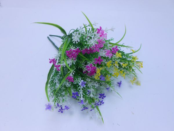 Фото: Букет Самшит с цветами 35см 7 веток
