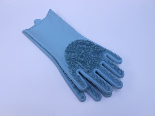 Фото: Перчатки резиновые для мытья посуды